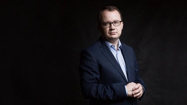 Cykl spotkań i „Wolność do kwadratu” w Bibliotece Miejskiej. Przyjdź i dyskutuj z ekspertami!