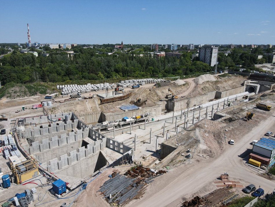 budowa tunelu z lotu ptaka