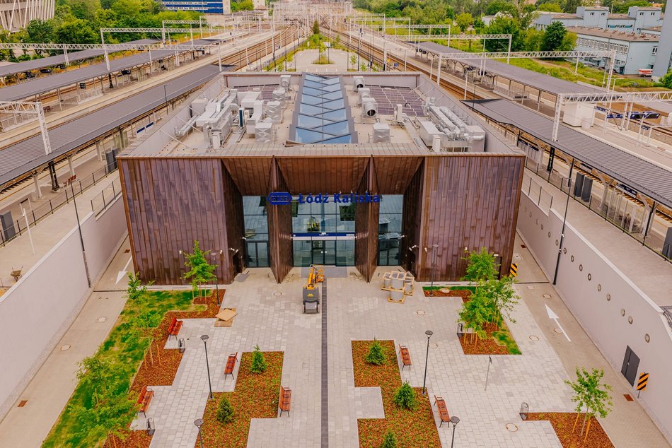 Łódź. Remont dworca Łódź Kaliska coraz bliżej końca. Wiemy, na kiedy zaplanowano otwarcie! [ZDJĘCIA]