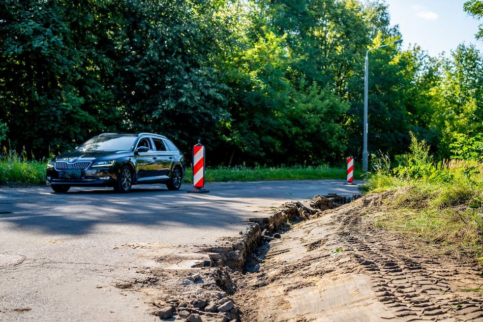 Remont Szparagowej i Wersalskiej wystartował. Dwie ulice na Teofilowie zyskają nowy asfalt i chodniki
