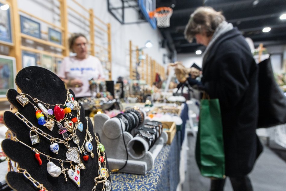 Łódź. Świąteczne Targi Starocie na Księżym Młynie w Łodzi. Znajdziesz tam unikatowe prezenty