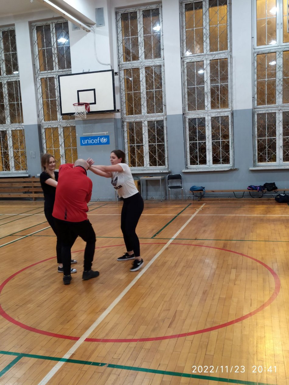 Уроки самооборони для жінок