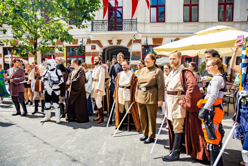 600. Urodziny Łodzi na Piotrkowskiej! Tłumy bawią się do białego rana i utraty tchu!
