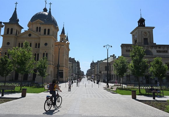 Piotrkowska. Widok na dolinę Cieku od Piotrkowskiej