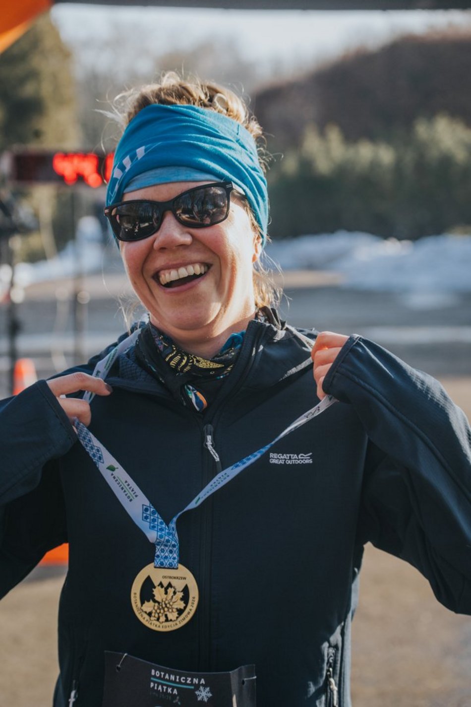 Botaniczna Piątka w Ogrodzie Botanicznym w Łodzi. Galeria z mroźnego biegu