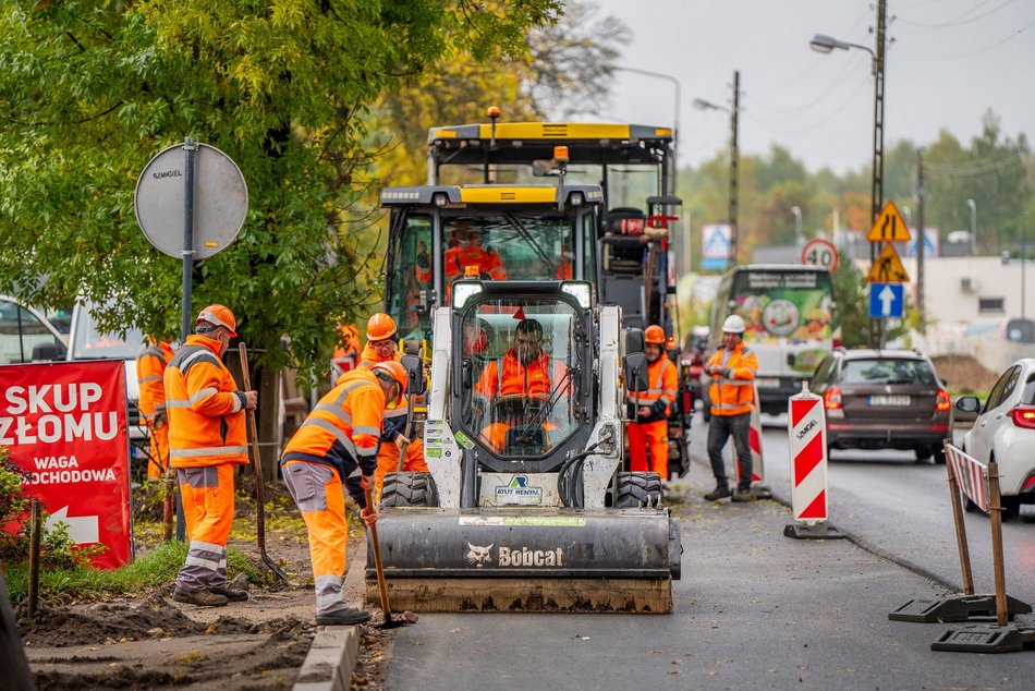 Łódź. Remont Brzezińskiej w Łodzi. Pierwszy odcinek prawie gotowy