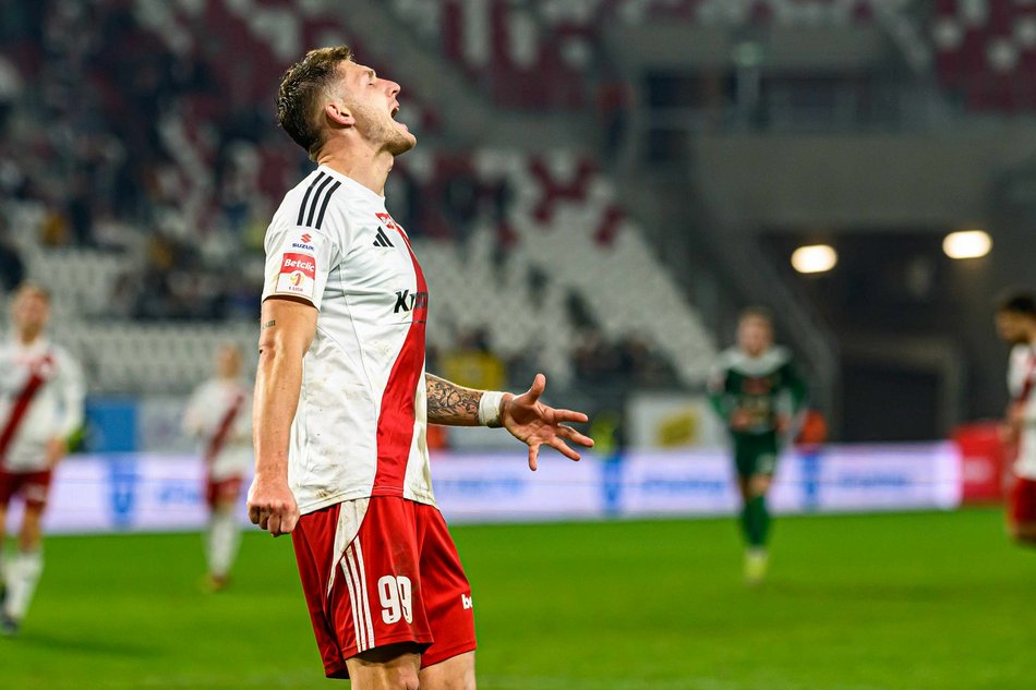 Łódź. ŁKS Łódź - Śląsk Wrocław. Trzy punkty w przedziwnym meczu