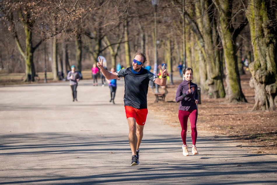 Łódź. Parkrun w Parku Poniatowskiego w Łodzi. Brałeś udział w biegu? Znajdź się na zdjęciach!