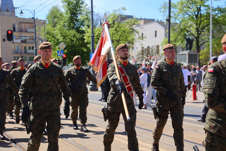 Łódź. Święto Konstytucji 3 Maja. Tak wyglądały obchody pod Katedrą w Łodzi