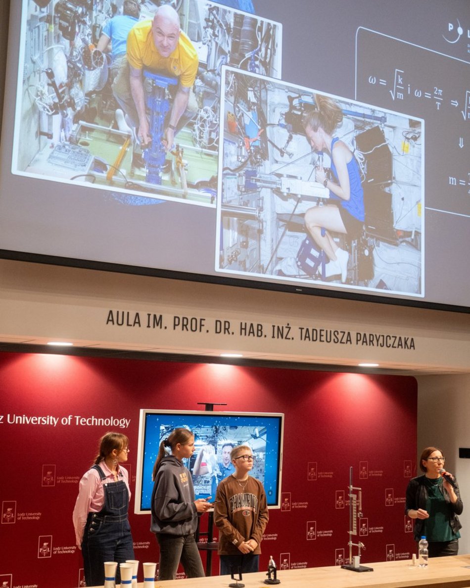 Łódź. Sławosz Uznański-Wiśniewski spotkał się z uczniami