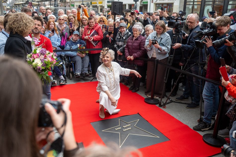 Łódź. Anna Seniuk kolejną uhonorowaną w Alei Gwiazd w Łodzi! Wielkie wyróżnienie dla wspaniałej aktorki!