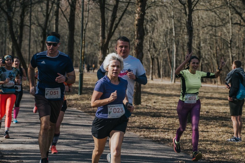 Łódź. Biegowy Dzień Kobiet 2026 w Parku na Zdrowiu w Łodzi. Odszukaj się na zdjęciach!