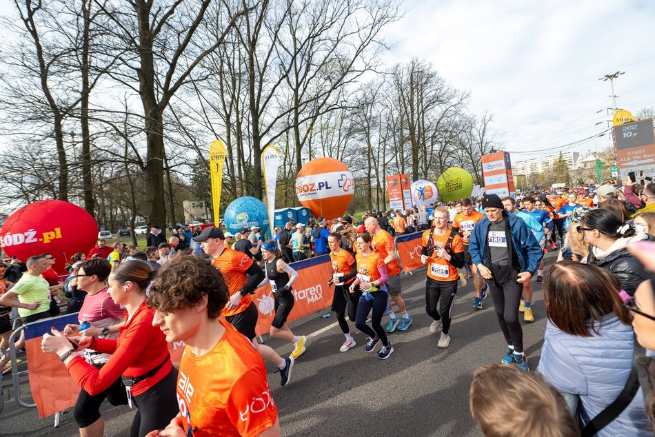 Łódź. DOZ Maraton Łódź 2026. Brałeś udział w biegu na 10 km? Znajdź się na zdjęciach!