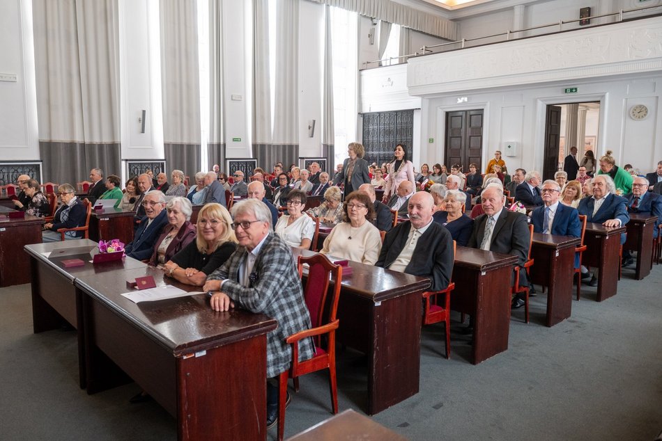 Łódź. Medale za długoletnie pożycie małżeńskie. Ich miłość przetrwała pół wieku!