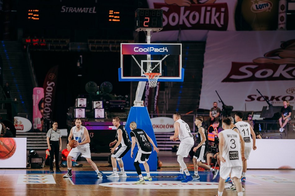 Gortat Team - drużyna NATO