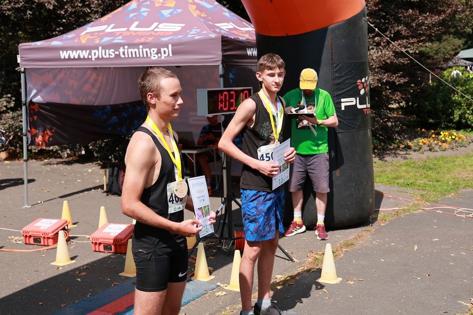 Łódź. Botaniczna Piątka w Ogrodzie Botanicznym w Łodzi. Biegowe emocje i pozytywna energia