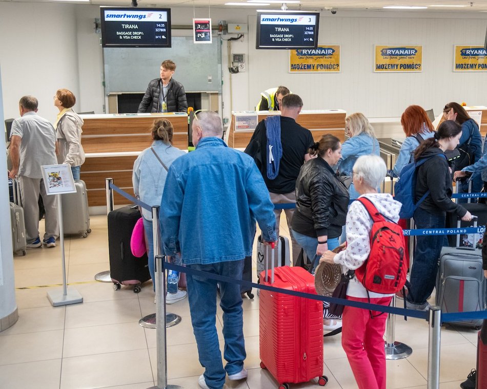 Łódź. Z lotniska w Łodzi prosto do Albanii! Wystartowały pierwsze loty czarterowe