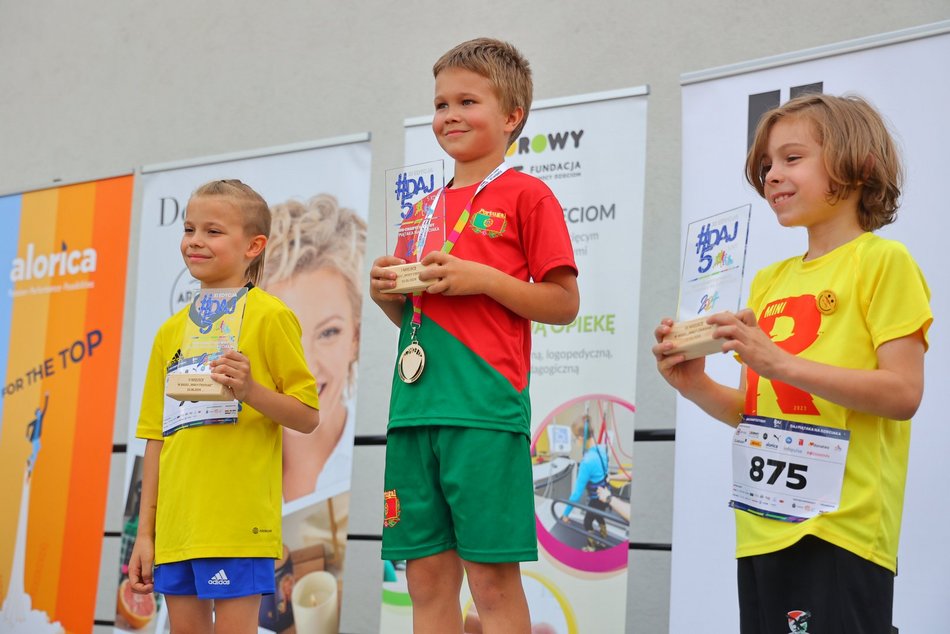 Bieg "Daj Piątaka na Dzieciaka"