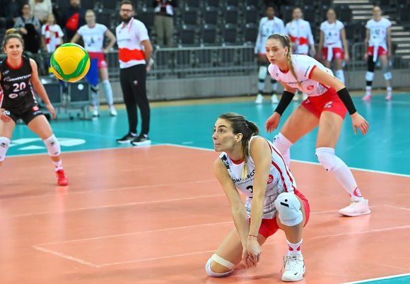 Łódź. ŁKS Commercecon Łódź wraca z Turcji na tarczy. Zeren Sport Ankara lepszy w Lidze Mistrzyń