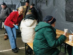 Łódź. Namiot Pełen Ciepła