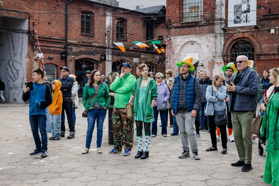 Zielona parada przeszła Piotrkowską! Tłumy świętują z okazji Dnia Świętego Patryka