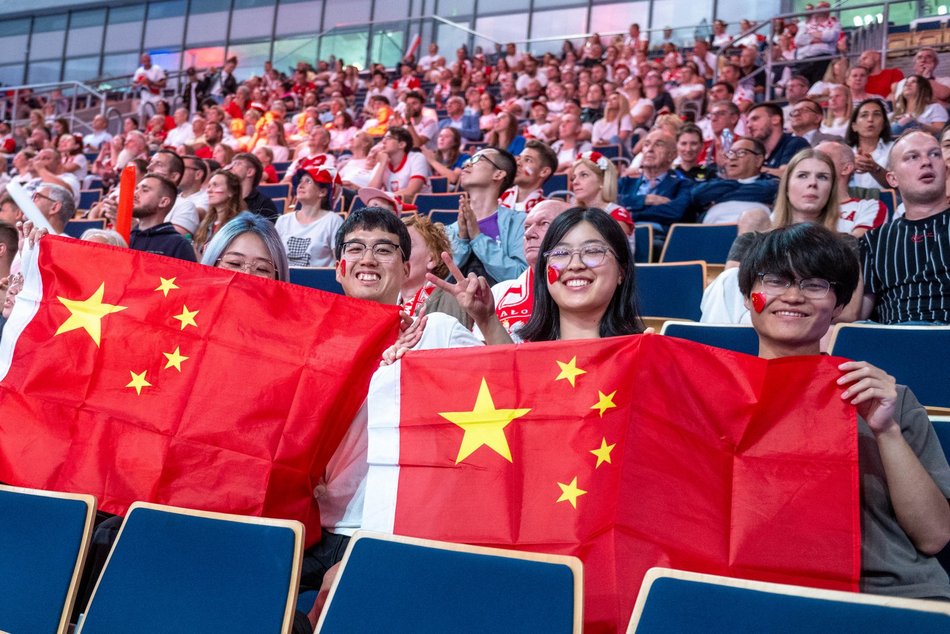 Łódź. Liga Narodów w Atlas Arenie w Łodzi. Byłeś/aś pierwszego dnia? Znajdź się w galerii!