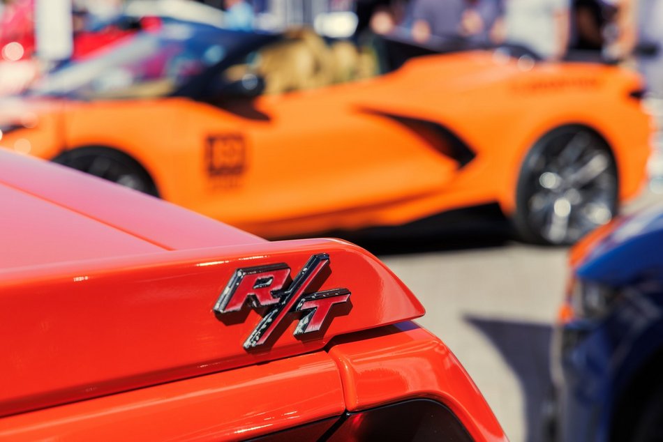 Łódź. Zlot amerykańskich samochodów w Łodzi. Prawdziwe perły motoryzacji