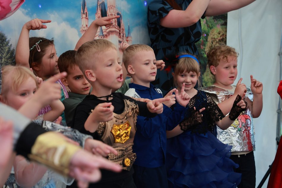 Przedszkole nr 215 w Łodzi świętuje 40-lecie! Przedszkolaki skradły całe show