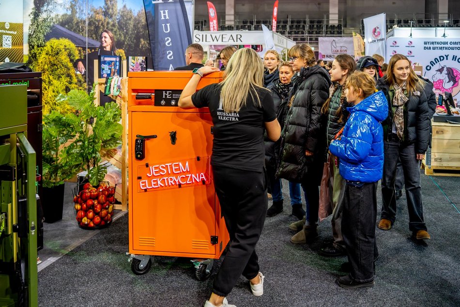 Łódź. Cavaliada Tour w Atlas Arenie w Łodzi wystartowała! Zobacz zdjęcia z pierwszego dnia zmagań
