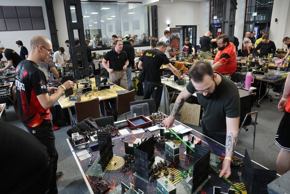 Łódź. Warhammer 40,000 opanował EC1 Łódź! Zobacz, jak wygląda zmagania na turnieju bitewniaków