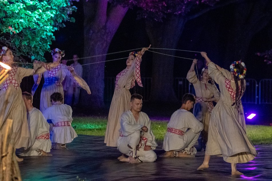 Łódź. Noc Świętojańska w Ogrodzie Botanicznym w Łodzi