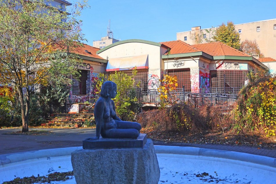 Łódź. Koniec z ruiną po Pizza Hut! Łodzianie zdecydują, co powstanie w pasażu Rubinsteina