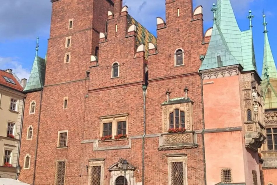 Łódź. Wycieczki z PTTK Łódź. Królewski Wilanów, perły Lubelszczyzny, weekendowe Mazury i więcej