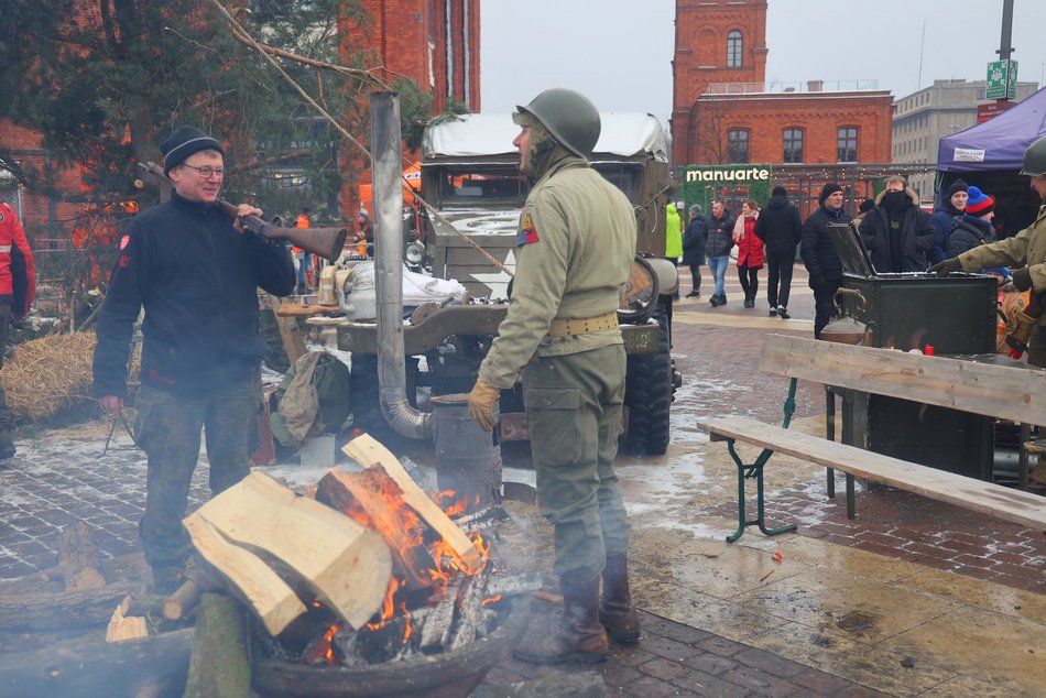 Łódź. Moc atrakcji w Manufakturze na WOŚP 2026 w Łodzi! Wikingowie, strażacy, pokazy i więcej