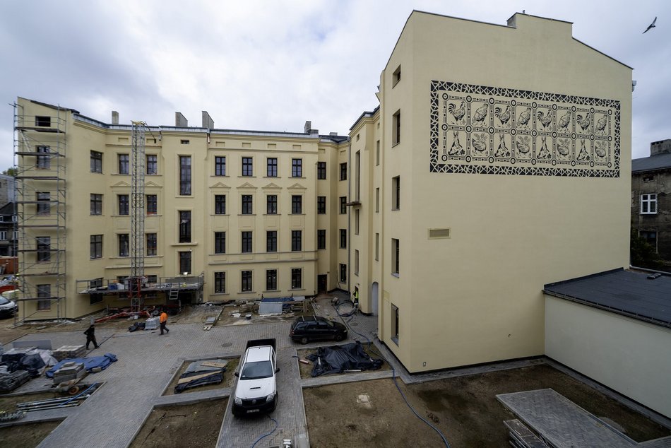 remontowana kamienica