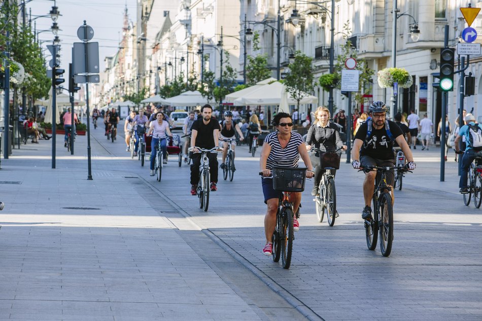 Darmowe śniadanie dla rowerzystów przy Zachodniej i Pabianickiej