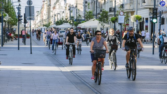 Ви їздите на роботу велосипедом? Отримайте безкоштовний сніданок на Zachodniej та Pabianickiej