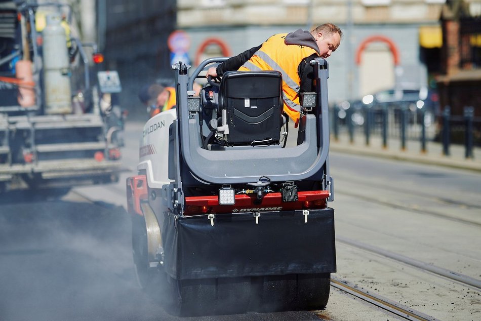 Łódź. Remont Lutomierskiej. Otworzą jezdnię w dwóch kierunkach przed Wielkanocą