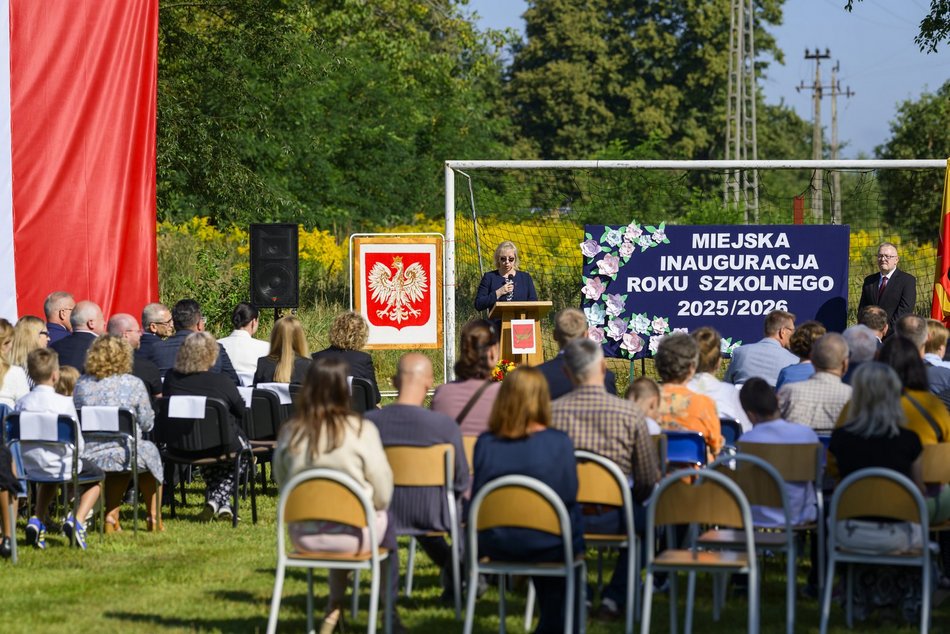 Rozpoczęcie roku szkolnego w Szkole Podstawowej nr 61 w Łodzi. Była niespodzianka