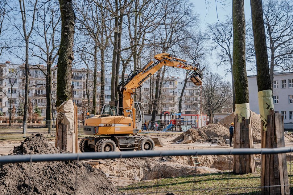 Nowa hala sportowa w szkole przy Przędzalnianej. Wykopali już fundamenty