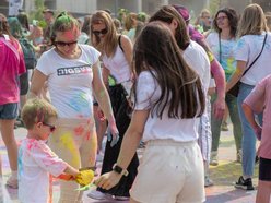 Łódź. Święto Kolorów w Ogrodach Geyera w Łodzi. Świetna zabawa i mnóstwo uśmiechu