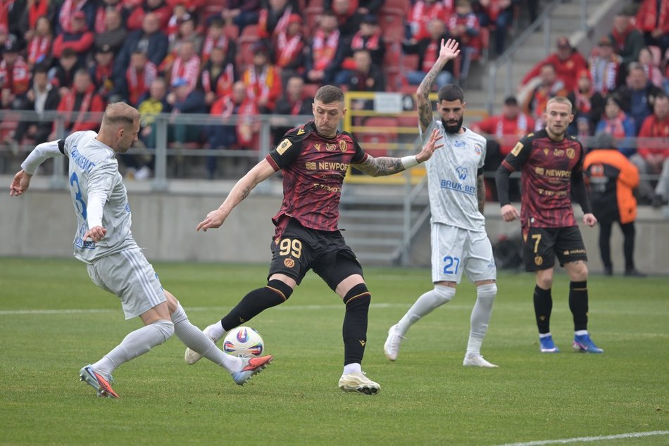 Łódź. Wygrana w samej końcówce! Widzew Łódź lepszy od Bruk-Bet Termalici Nieciecza!