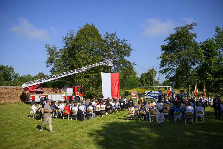 Rozpoczęcie roku szkolnego w Szkole Podstawowej nr 61 w Łodzi. Była niespodzianka