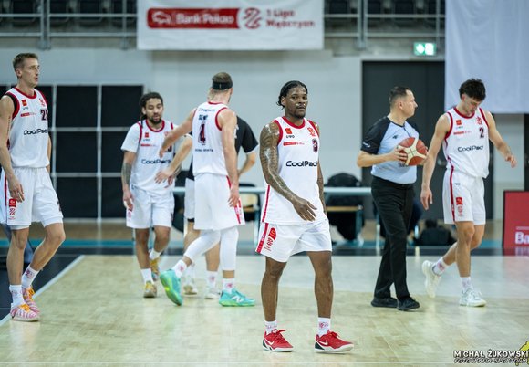Łódź. Koszykarze ŁKS Coolpack Łódź