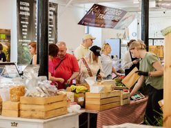 Łódź. Bazar Smaku w Ogrodach Geyera w Łodzi. Zdrowo, ekologicznie i klimatycznie