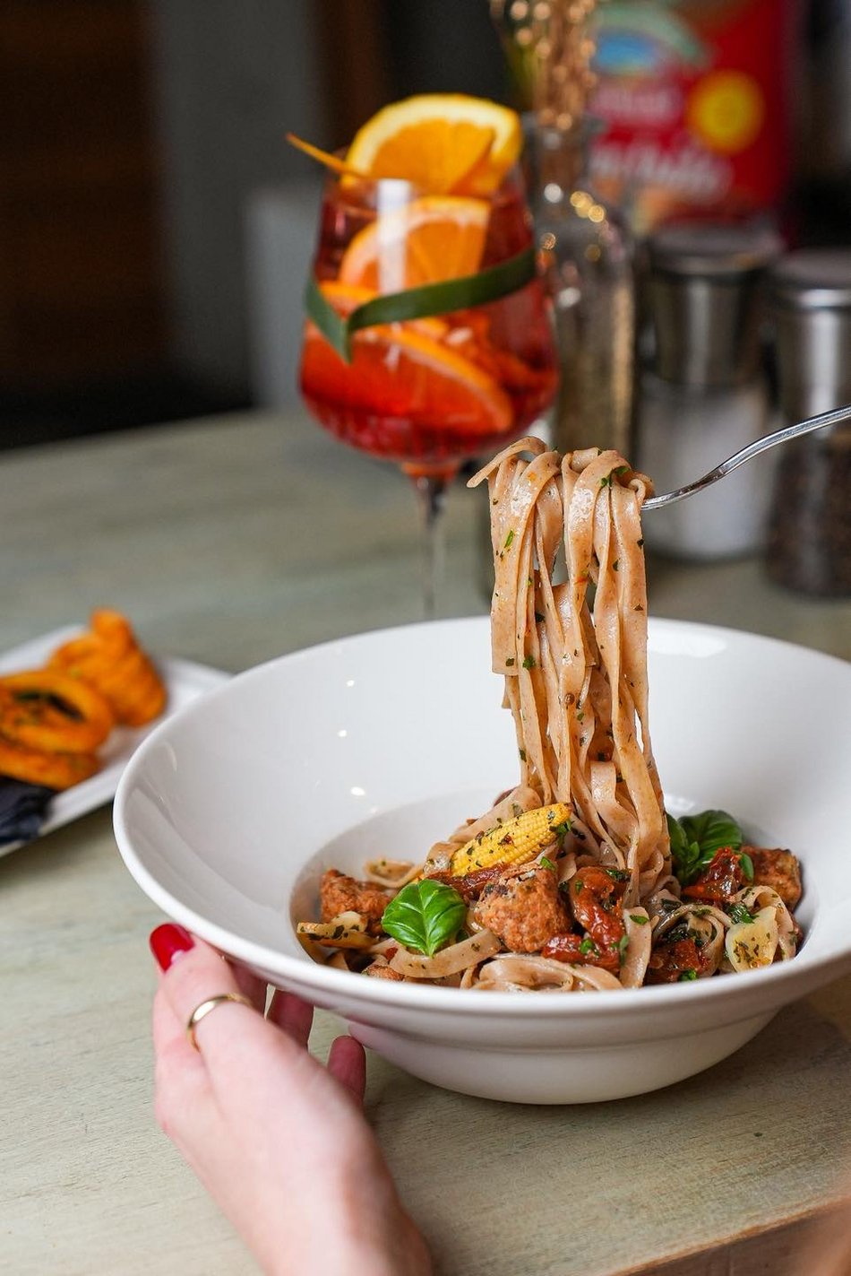 Łódź. Restaurant Week w Łodzi powraca... i to w 29 restauracjach. Zarezerwuj stolik na kulinarną ucztę!