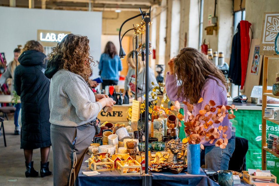 Łódź. Mikołajkowe Targi Sztuki już na OFF Piotrkowska w Łodzi. Jeszcze zdążysz kupić prezenty!