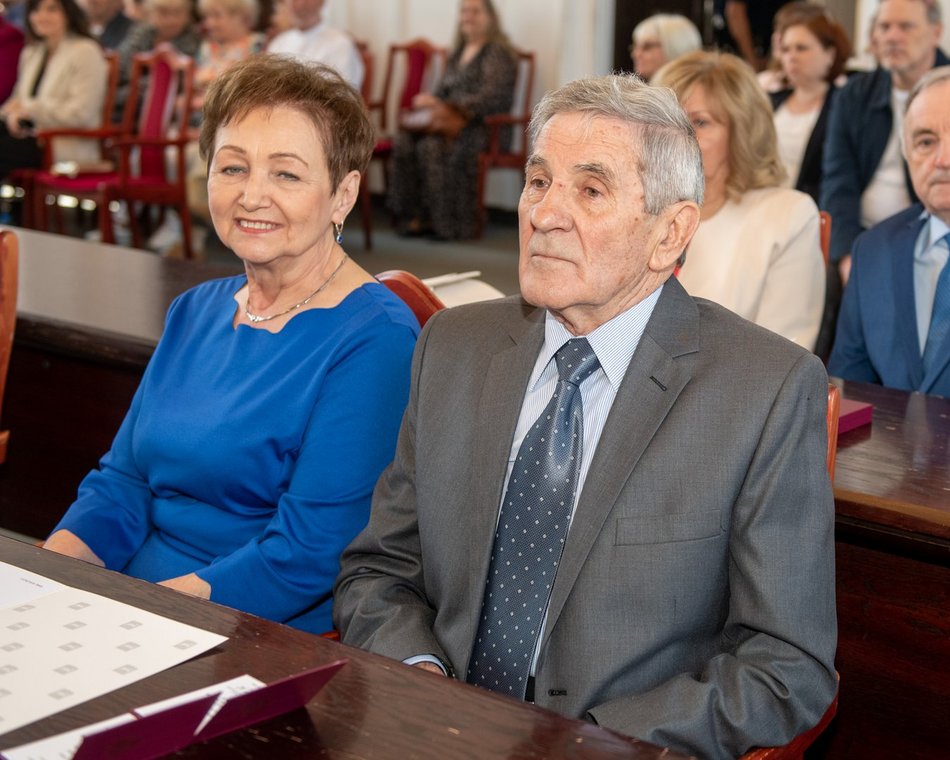 Medale za długoletnie pożycie małżeńskie trafiły do jubilatów z Łodzi.