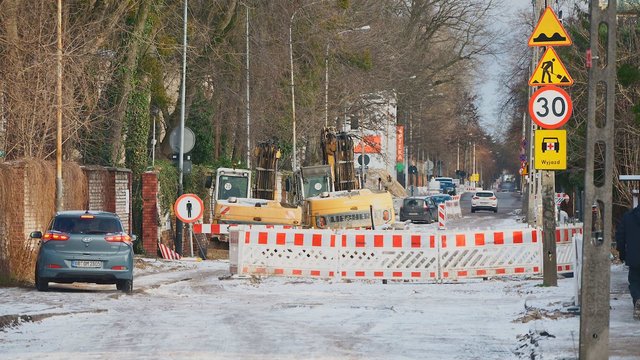 Zimowe remonty ulic w Łodzi. Gdzie trwają prace, a gdzie ogłoszono przerwę technologiczną? [LISTA]