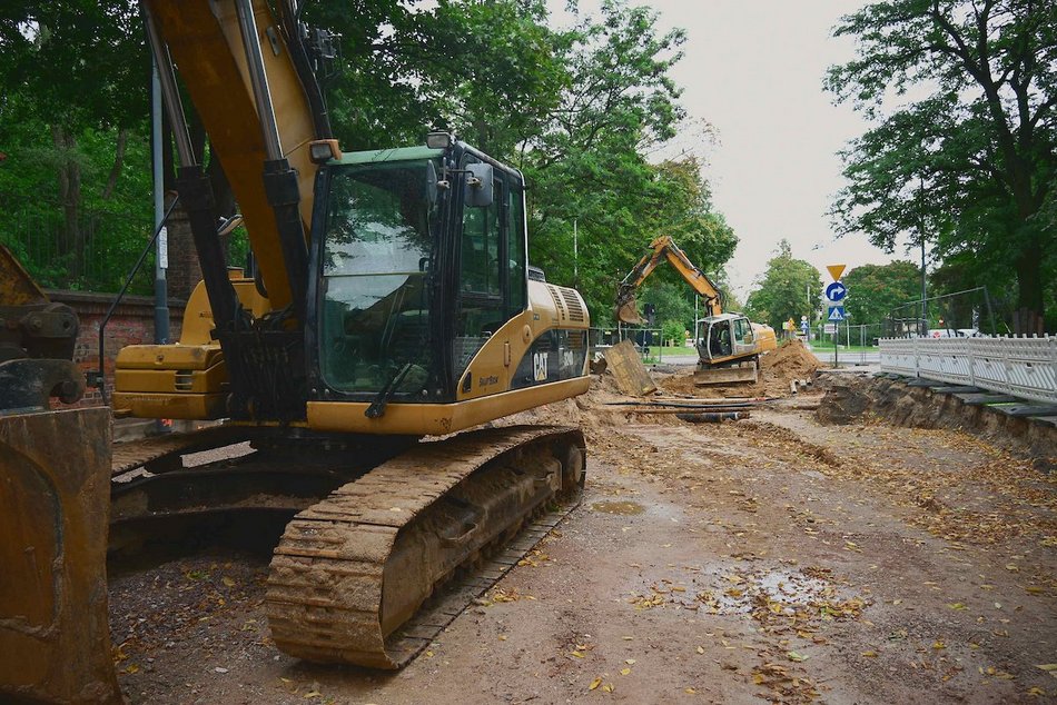 Łódź. Remont Kniaziewicza w Łodzi. Podbudowa pod nową drogę i zmiany w ruchu